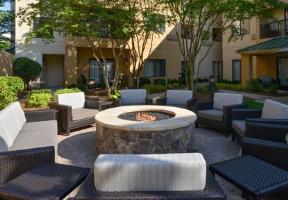 Hotel Courtyard Charlotte Matthews