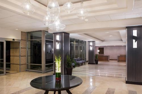 Hotel Sheraton Suites Chicago Elk Grove