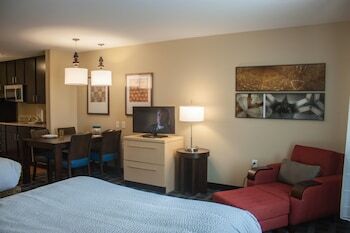 Hotel Towneplace Suites By Marriott Beaumont Port Arthur