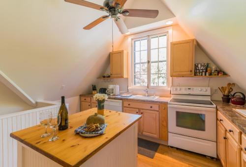The Carriage House Kingston