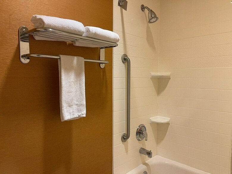 Hotel Baymont By Wyndham Chambersburg