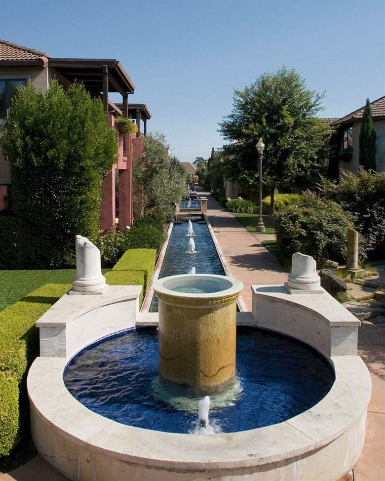 Hotel Villagio Inn And Spa