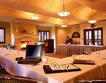 Hotel Villagio Inn And Spa