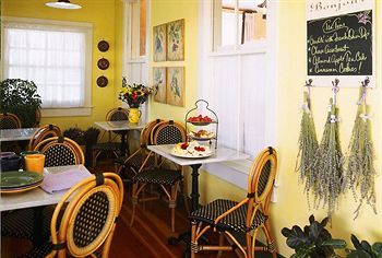 Bed & Breakfast Lavender, A Four Sisters Inn