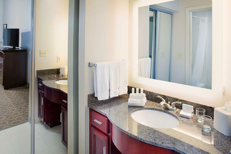 Hotel Homewood Suites- Lancaster- California