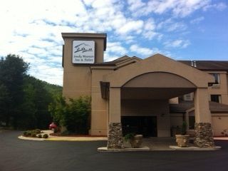 Motel Smoky Mountains Inn & Suites - Cherokee