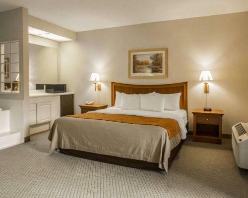 Hotel Comfort Inn On The River - Cherokee