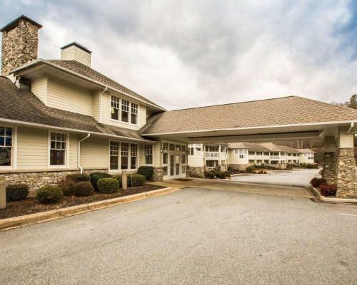 Hotel Comfort Inn On The River - Cherokee