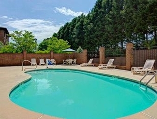 Hotel Days Inn & Suites - Hickory