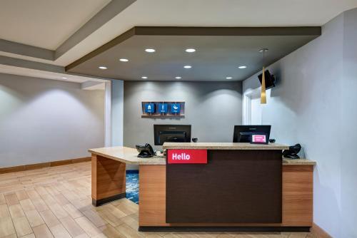Hotel Towneplace Suites By Marriott Monroe
