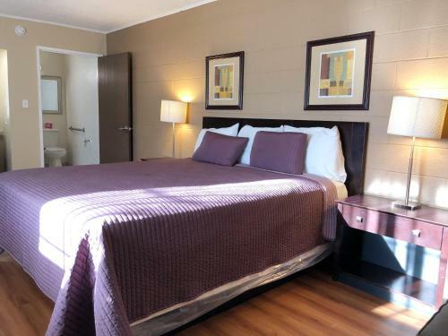 Motel Royal Inn And Suites