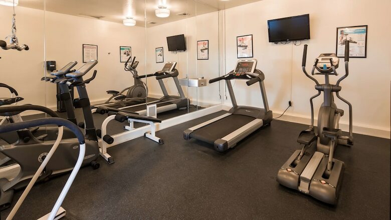 Hotel Best Western Plus Northwoods Inn