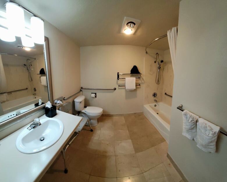 Hotel Best Western Plus Northwoods Inn