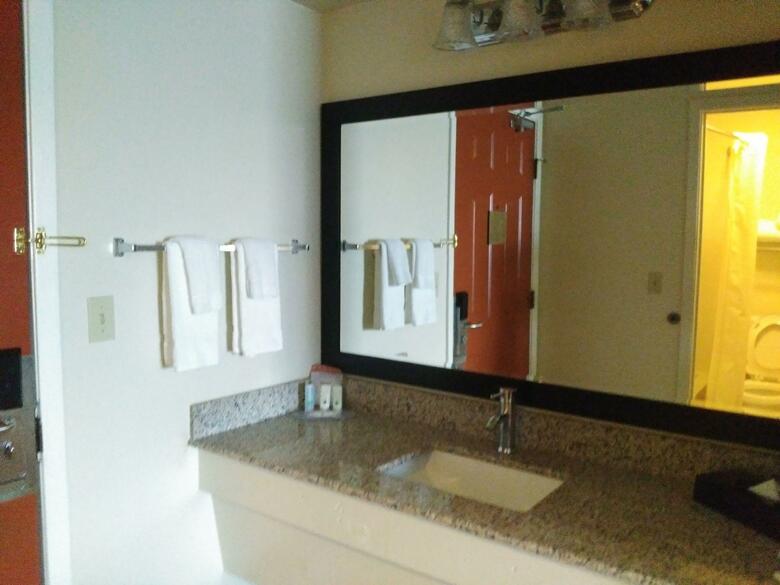 Hotel Quality Inn & Suites