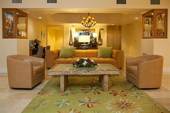 Hotel Hallmark Inn