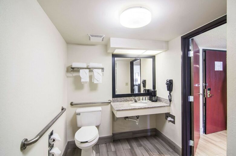 Hotel Quality Inn Saraland