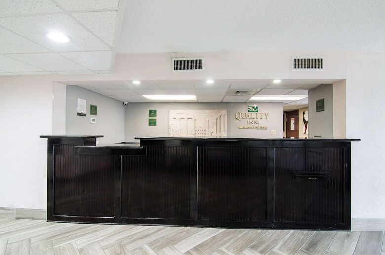 Hotel Quality Inn Saraland