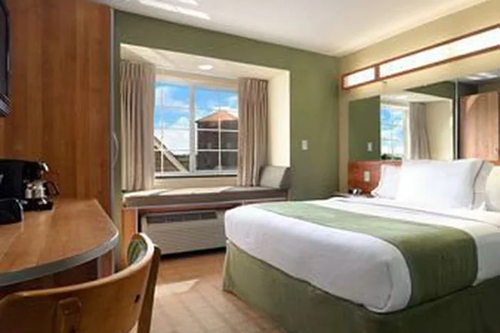 Hotel Microtel Inn & Suites By Wyndham Saraland