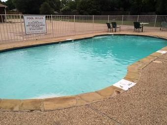 Motel 6 Waxahachie