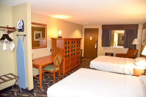 Motel Cline Shale Inn & Suites