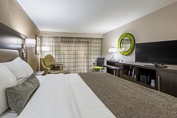 Hotel University Inn And Conference Center