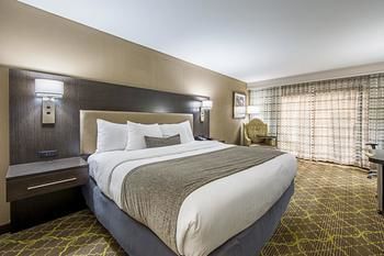 Hotel University Inn And Conference Center
