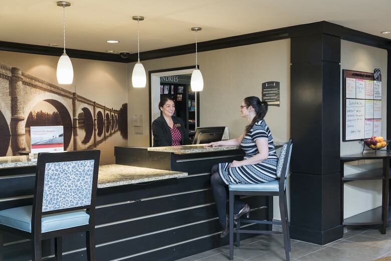 Hotel Staybridge Suites Chicago-oakbrook Terrace