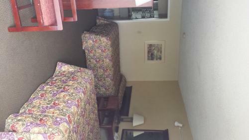 Sunbelt Lodge Motel