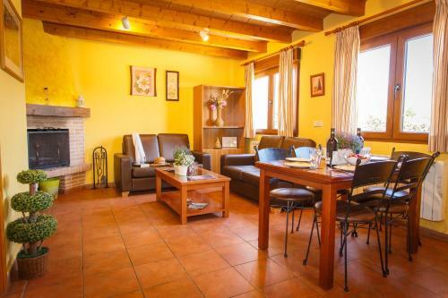 Agroturismo El Bulin De Paredes