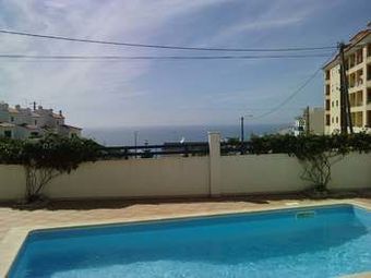 Ericeira Chill Hill Hostel & Private Rooms