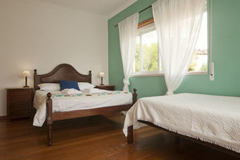 Ericeira Chill Hill Hostel & Private Rooms