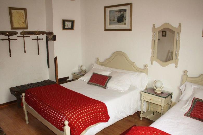 Hostal Guest House Alvares Cabral