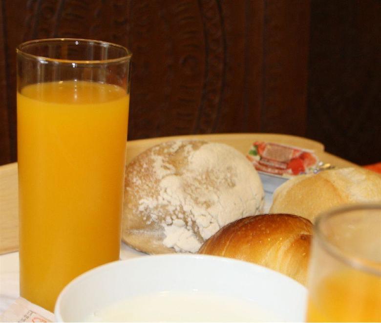 Hostal Guest House Alvares Cabral