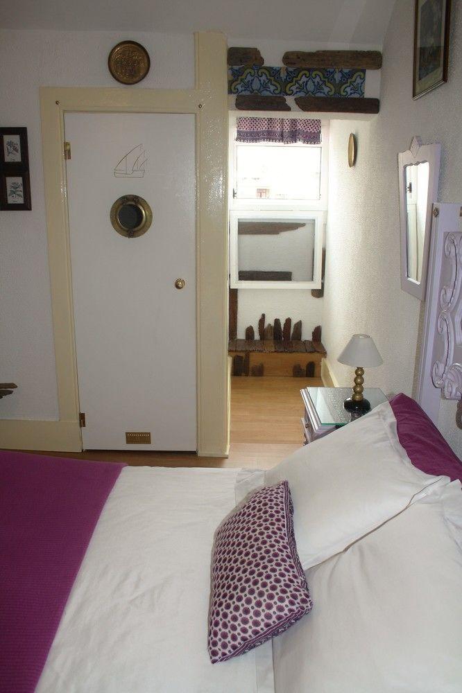 Hostal Guest House Alvares Cabral