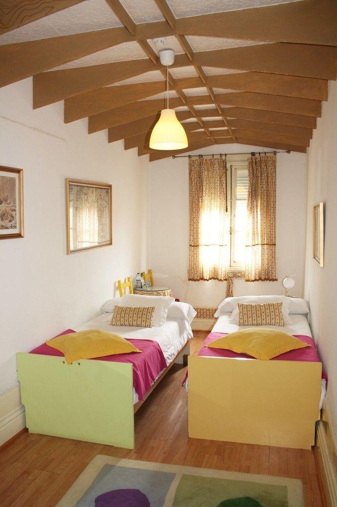 Hostal Guest House Alvares Cabral
