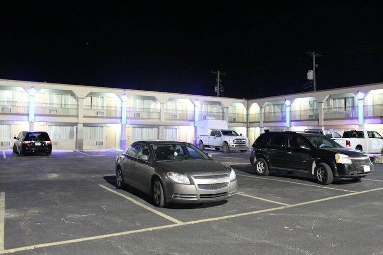 Motel Hutchinson Inn