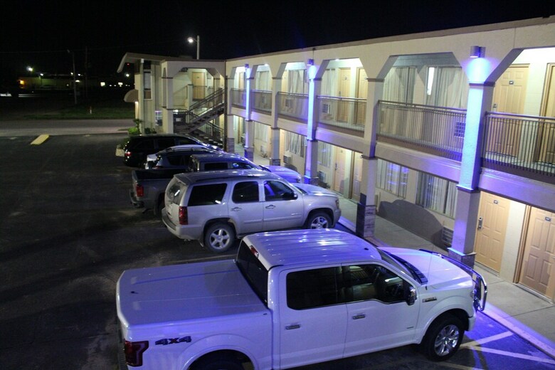 Motel Hutchinson Inn