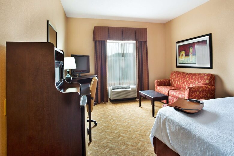 Hotel Hampton Inn & Suites Laurel