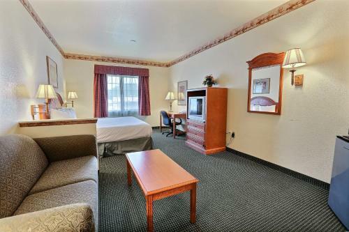 Hotel Quality Inn & Suites - Glen Rose