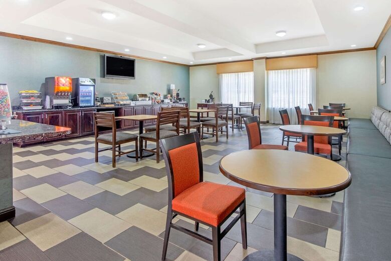 Hotel La Quinta Inn & Suites Glen Rose