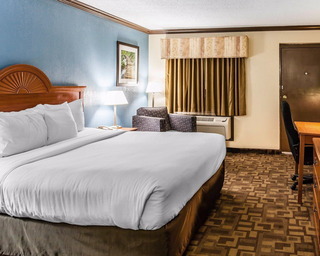 Hotel Quality Inn & Suites