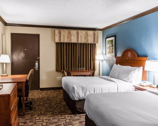 Hotel Quality Inn & Suites