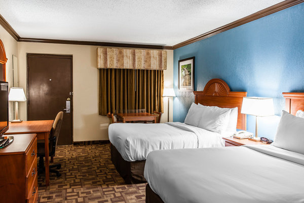 Hotel Quality Inn & Suites