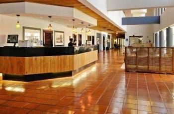 Shula's Hotel & Golf Club