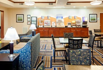 Holiday Inn Express Hotel & Suites Mount Airy