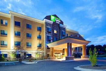 Holiday Inn Express Hotel & Suites Mount Airy