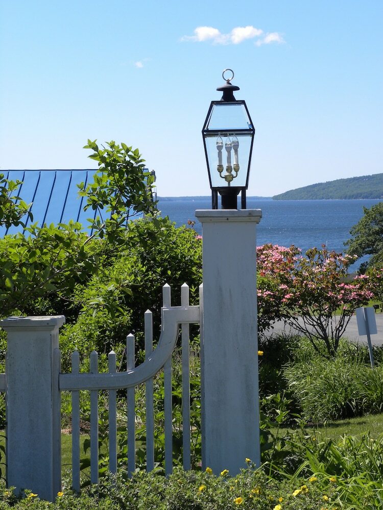 Motel Colonial Gables Oceanfront Village