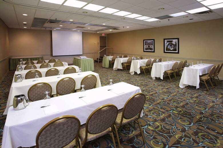 Radisson Hotel Philadelphia Northeast