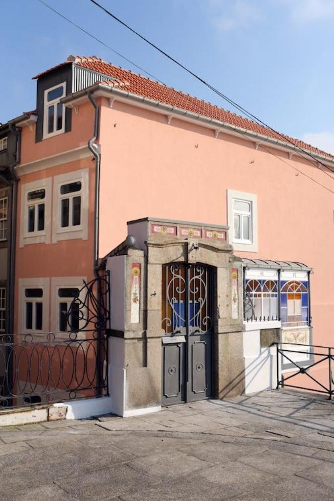 Hostal 1872 River House