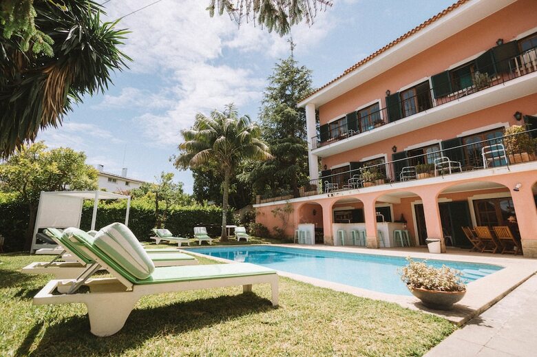 Albergue Nice Way Cascais & Surf Camp